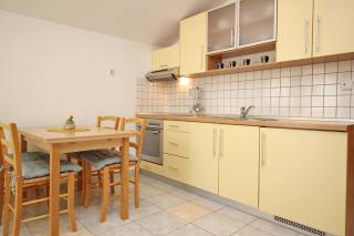 Apartments Knezevic - Baška - 7
