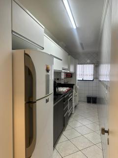 Apartamento no centro de BC próximo ao calçadão - Balneário Camboriú - 0