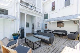 Deluxe Queen at the Curry Mansion - Parking & Heated Pool! - Key West - 4