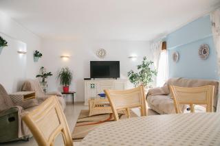 Dona Ana Beach Apartment - Lagos - 2