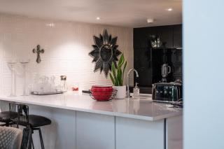 Stunning comfort and artistic boutique stay - Auckland - 7