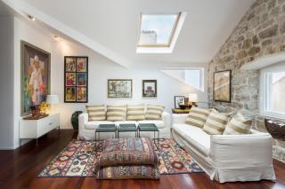Bright and Modern Loft Near the City Walls - 3