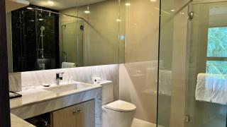 BnB Homes Modern Sea Breeze apartment with 6 Swimming Pools & Restaurants - 5