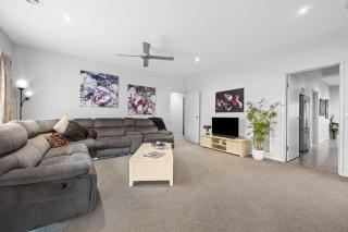 3BR Home 4mins drive to Sovereign Hill & Lake Wendouree with Free Parking - 3