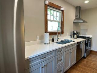 Vintage Charm On Elson Ave - Van Wert - 4
