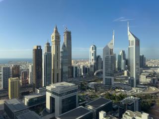 Stylish Luxury in the Heart of DIFC - 9