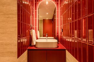 Stylish Luxury in the Heart of DIFC - 8