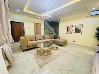 Shortlet Home in Lekki -Rehoboth Apartment - Lekki - 0