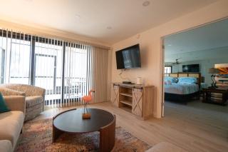 Gorgeous Residence at Pointe Santo, Fantastic Amenities, Walk Out Patio, and Direct Gulf Views - Sanibel - 2