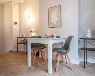 OIQIA • Palace Hôtel • N°1 - 3