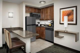 Staybridge Suites Greenville I-85 Woodruff Road by IHG - Greenville - 3