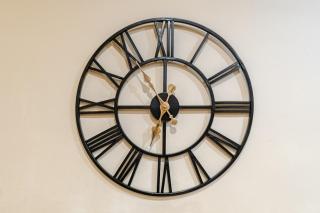 Cozy Modern Flat Walsall Town Centre with Wi-Fi - 4