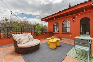 Perfect for Groups Spacious House with Essentials and Convenient Features - Città del Messico - 0