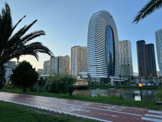 GQ Luxe Apartments In Alliance Palace - Batumi - 7