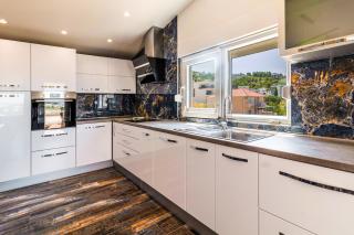 Apartmani Jungen - Podstrana - 1