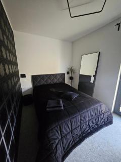 Luksusowy apartament 60 m z jacuzzi oraz z ogródkiem na dachu na wyłączność ! - Cracovia - 2