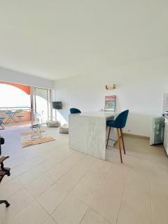 Studio - ARIA MARINA - Route des sanguinaires - plage à 30m - Parking gratuit - Terrasse - Emplacement idéal - Ajaccio - 4