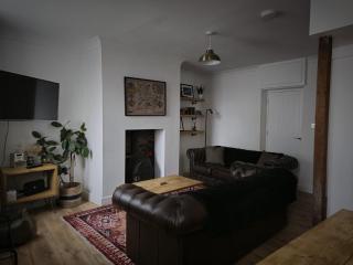 Charming newly renovated 3 bed cottage in Brecon town with private garden & pets welcome - 5