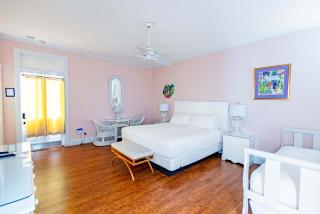 King Suite at Curry Mansion with Heated Pool! - Key West - 3