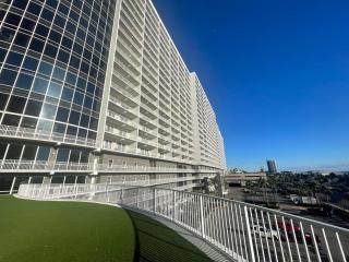 Laketown Wharf Condo beach view - Panama City Beach - 1
