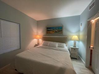 Laketown Wharf Condo beach view - Panama City Beach - 8