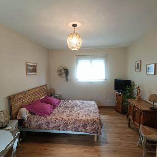 la chambre de Valérie - Saint-Bonnet-de-Mure - 8