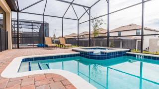 ChampionsGate Resort Vacation Pool Home 8BR - 9