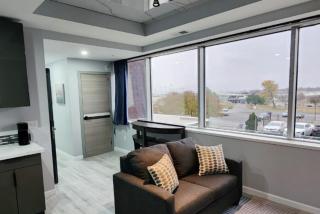 Modern High-Rise Apartment - 4 - Tulsa - 2