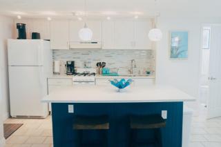 LaLa`s Beachside Getaway! 5 BR, Hammocks, Beach! - New Smyrna Beach - 6