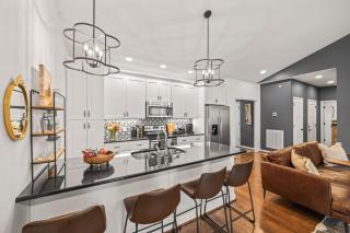 Hudgens Court Getaway - 1