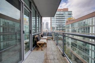 Studio Gem in the lovely Waterfront Communities - 8