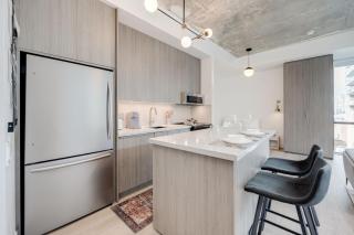 Studio Gem in the lovely Waterfront Communities - 6