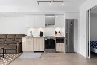 Downtown 2 bedroom Condo with Private Balcony - 1