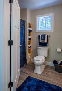 Luxury on the Edge of Traverse City -9 - Williamsburg - 3