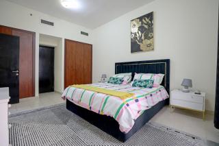 LUXURY 1BED MARINA VIEW JBR BEACH POoL PARKING - 3