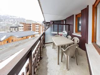 Saint-François-Longchamp: T3 6 pers, balcon, TV, bains - FR-1-807-17 - 3