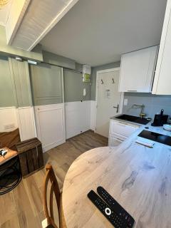 Studio BROSSARD 2pers Tv and Wifi - 3