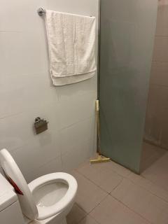 F-10 Stylish fully furnished studio apartment family environment daily weekly basis - Islamabad - 5