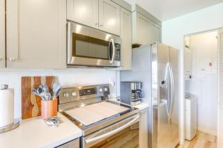 Steps to Indian Wells Condo with Golf Course Views! - La Quinta - 2