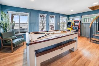 Lake Access Mtn Views Game Room Hot Tub & More - 7