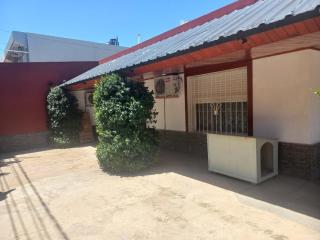 Magnífica casa con cochera privada - Luján - 5