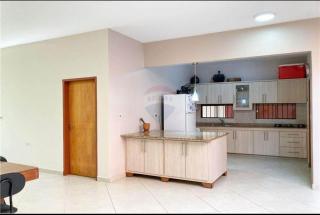 Casa en el centro de Encarnacion con tres habitaciones - Encarnación - 6