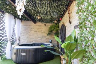 Une Clé Pour Deux - Chambre romantique avec Patio & Spa privatifs - Cuges-les-Pins - 6