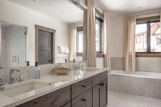 22 Lower Cascade Ridge - Big Sky - 2