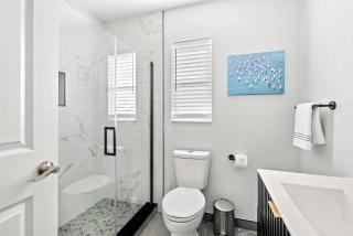 Relaxing Family Getaway with heated Pool and Spa - 4