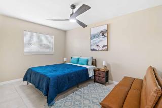 Relaxing Family Getaway with heated Pool and Spa - 5