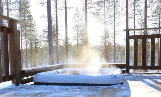 Hossaville Luxe Lake Cabin - 7