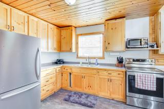 6 Mi to Spider Lake ATV Trails Cabin with Fire Pit - - 2
