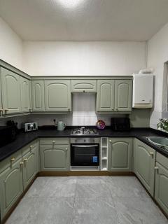 Moseley House, Sleeps 10, Contractors & Big Groups - Birmingham - 6