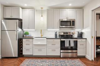 Capitol Hill Home with Free Parking, Walk to Metro - 7